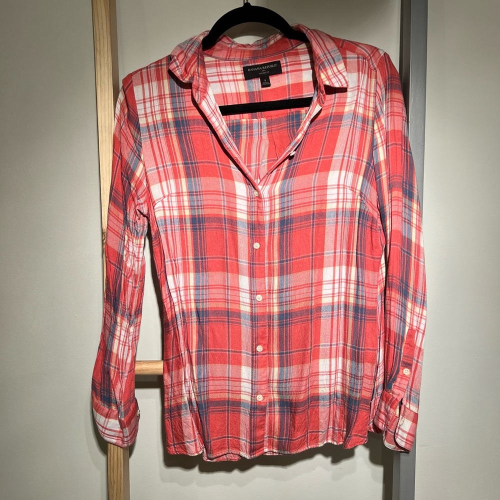 Banana Republic Plaid Button Down Shirt